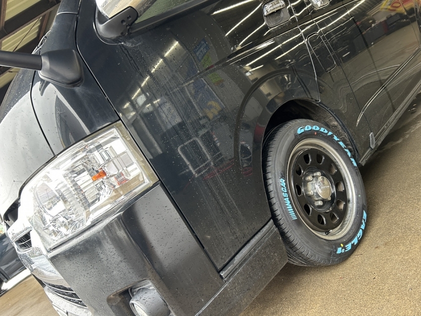 トヨタ：ハイエースにGoodYear EAGLE#1 NASCAR PLUSを装着しました